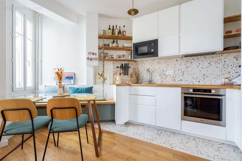 Appartement à PARIS-18E