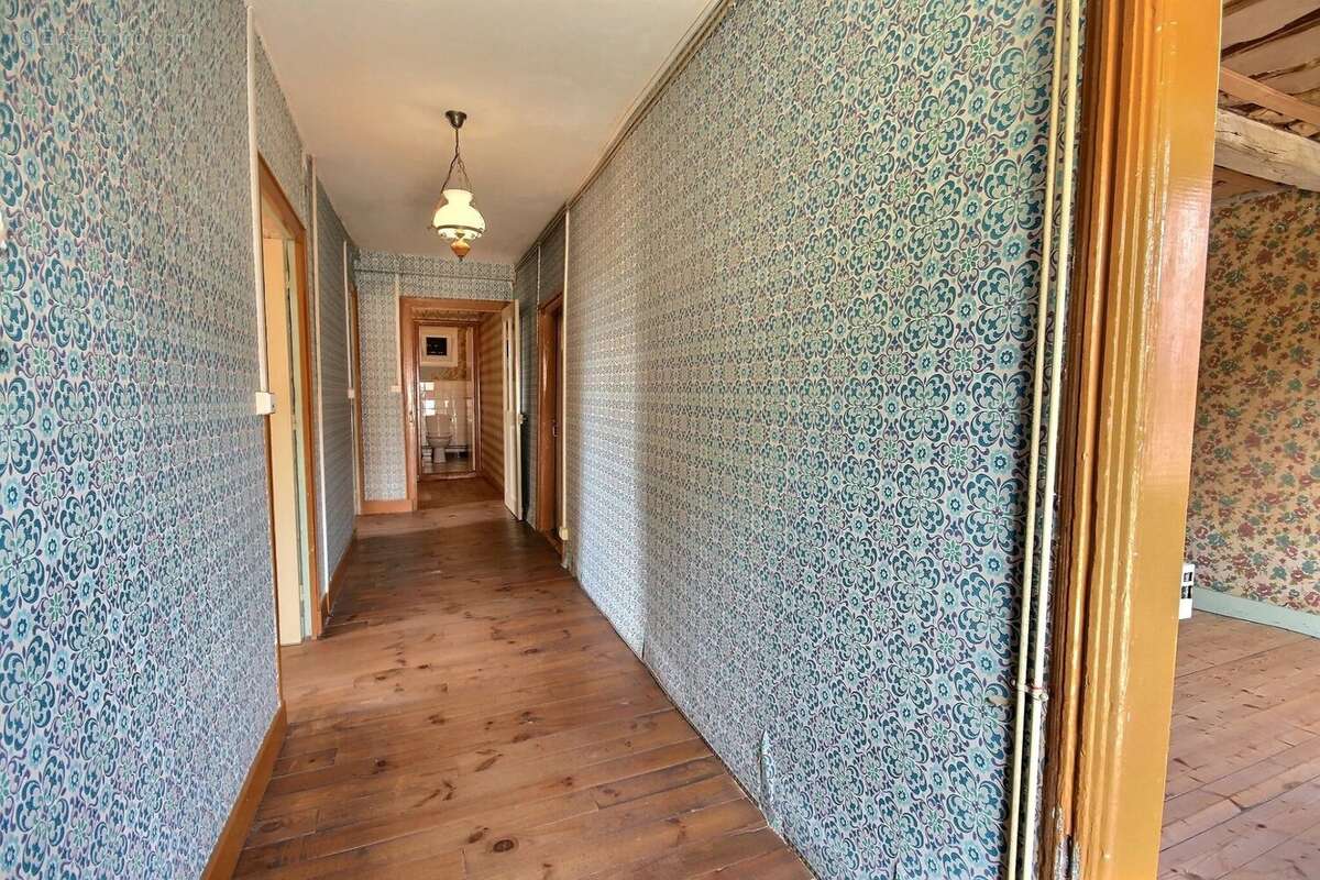 Maison à CHEVRIERES