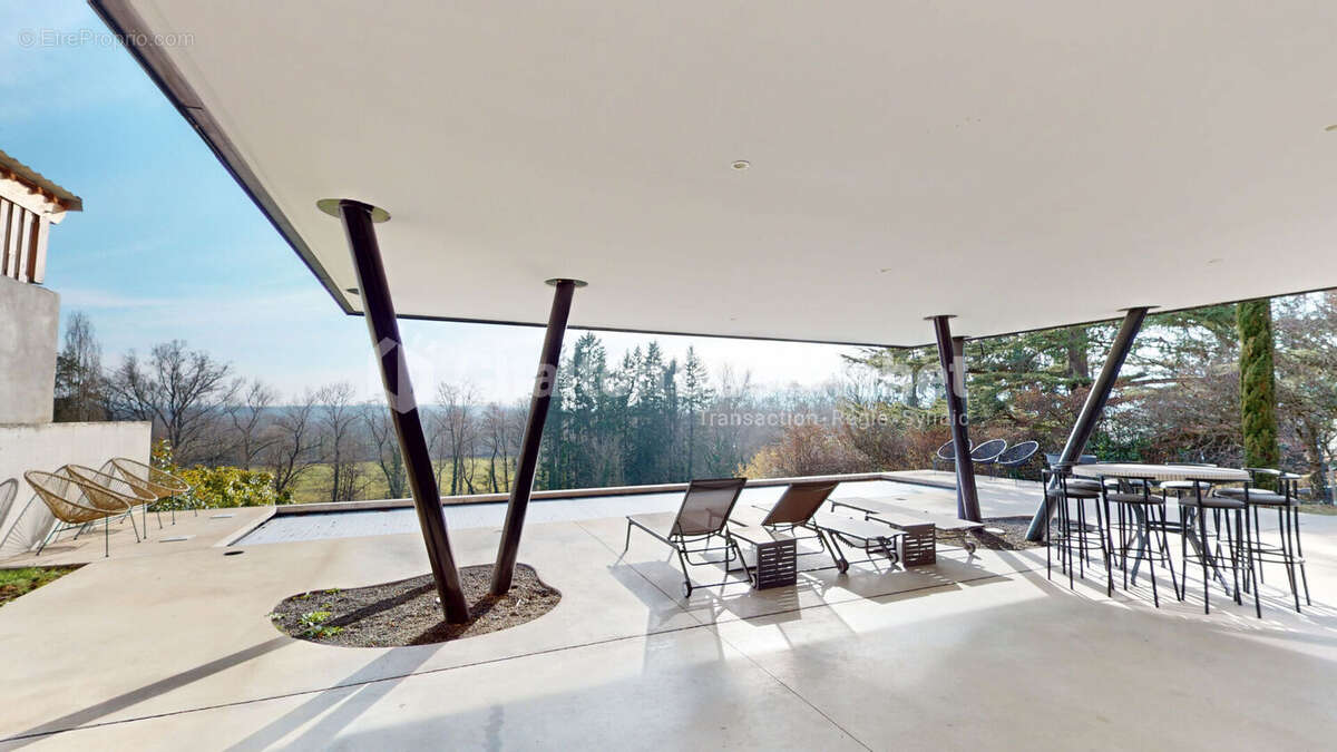 Maison à SAINT-LEGER-SUR-ROANNE