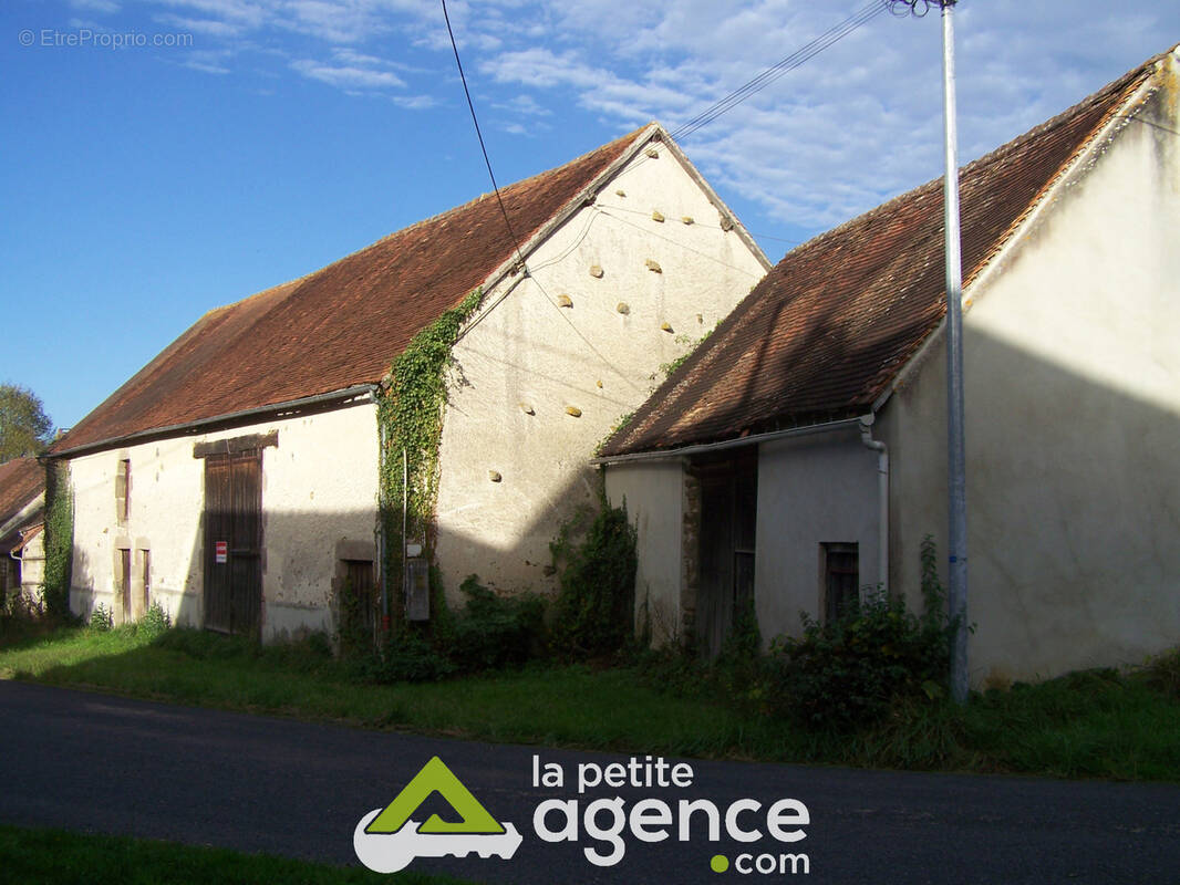 Autre à LUSSAC-LES-EGLISES