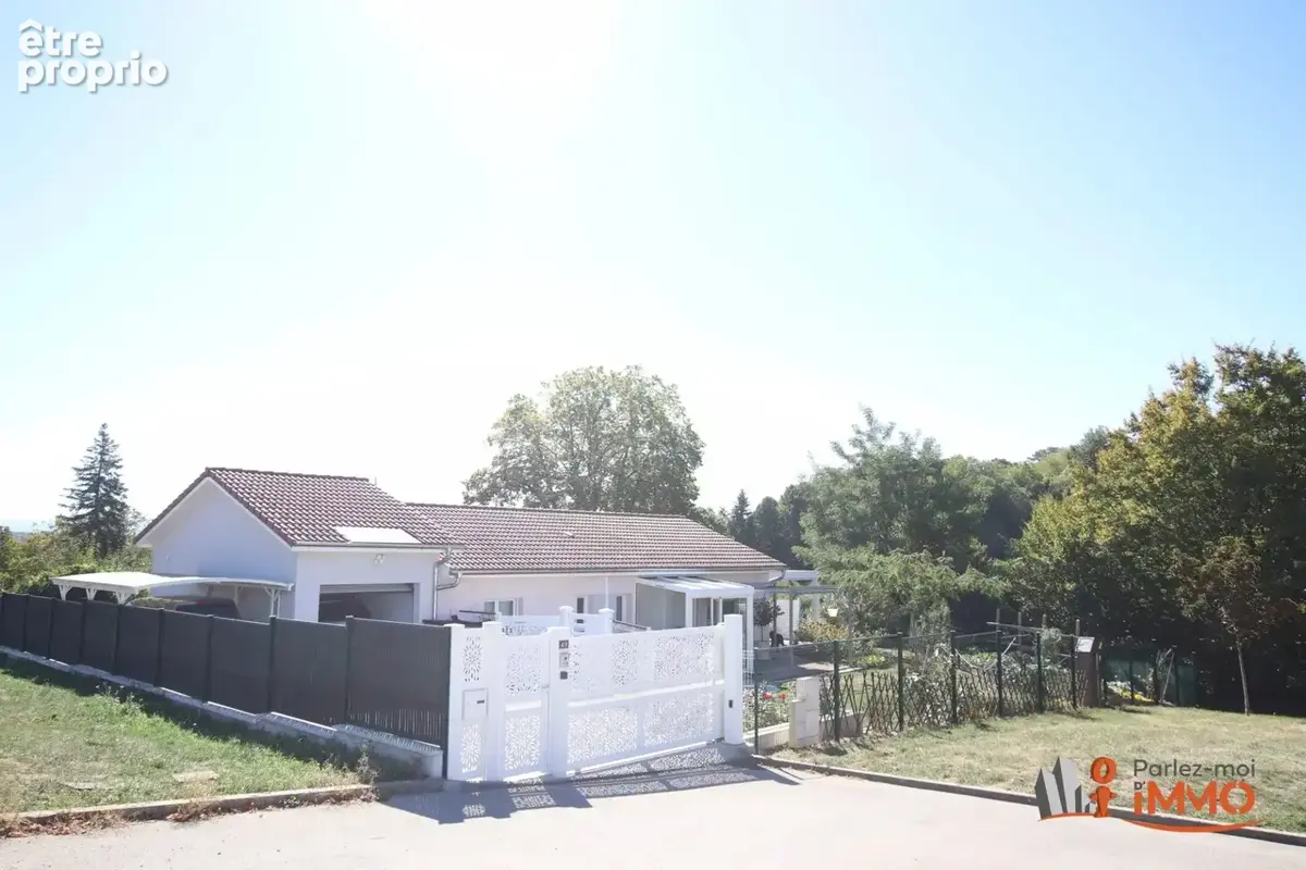 Photo Maison à Chalamont au prix de 375 000€