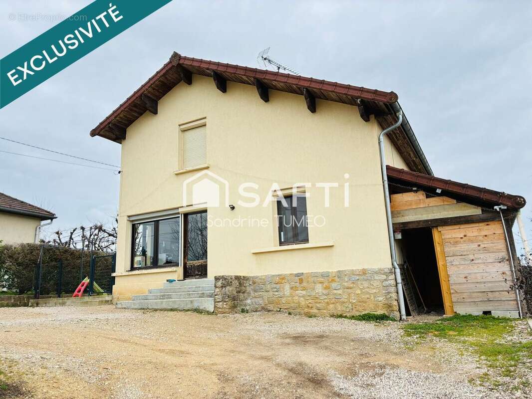 Photo 2 - Maison à SELLIERES