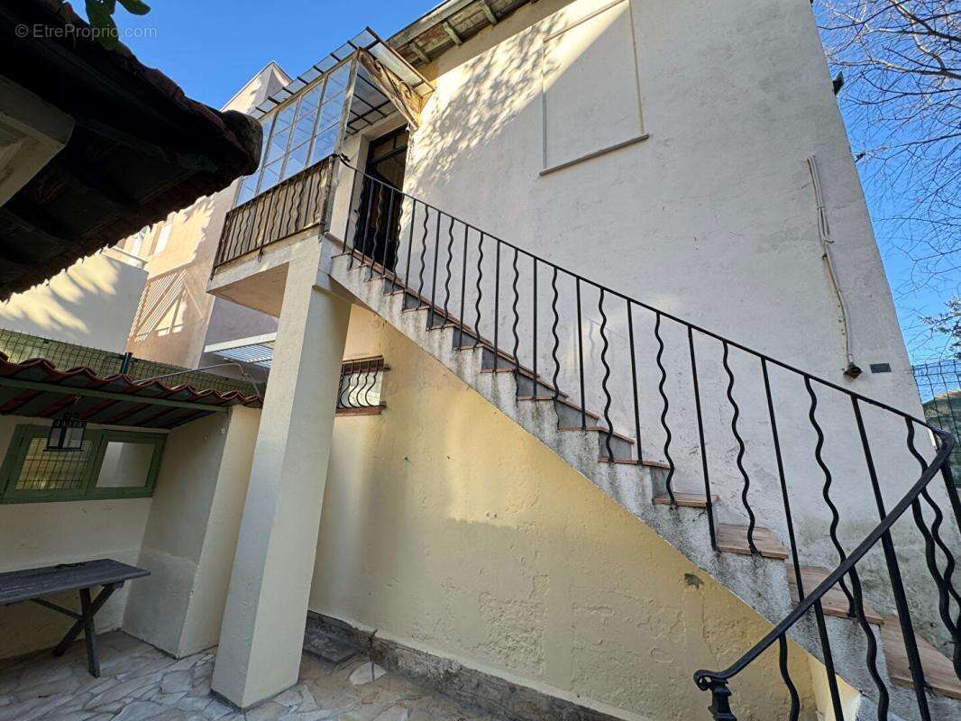 Idéal Investisseur Maison Vence  2 logements 5 pièce(s) 95 m2 pouvant être réunis - photo 11