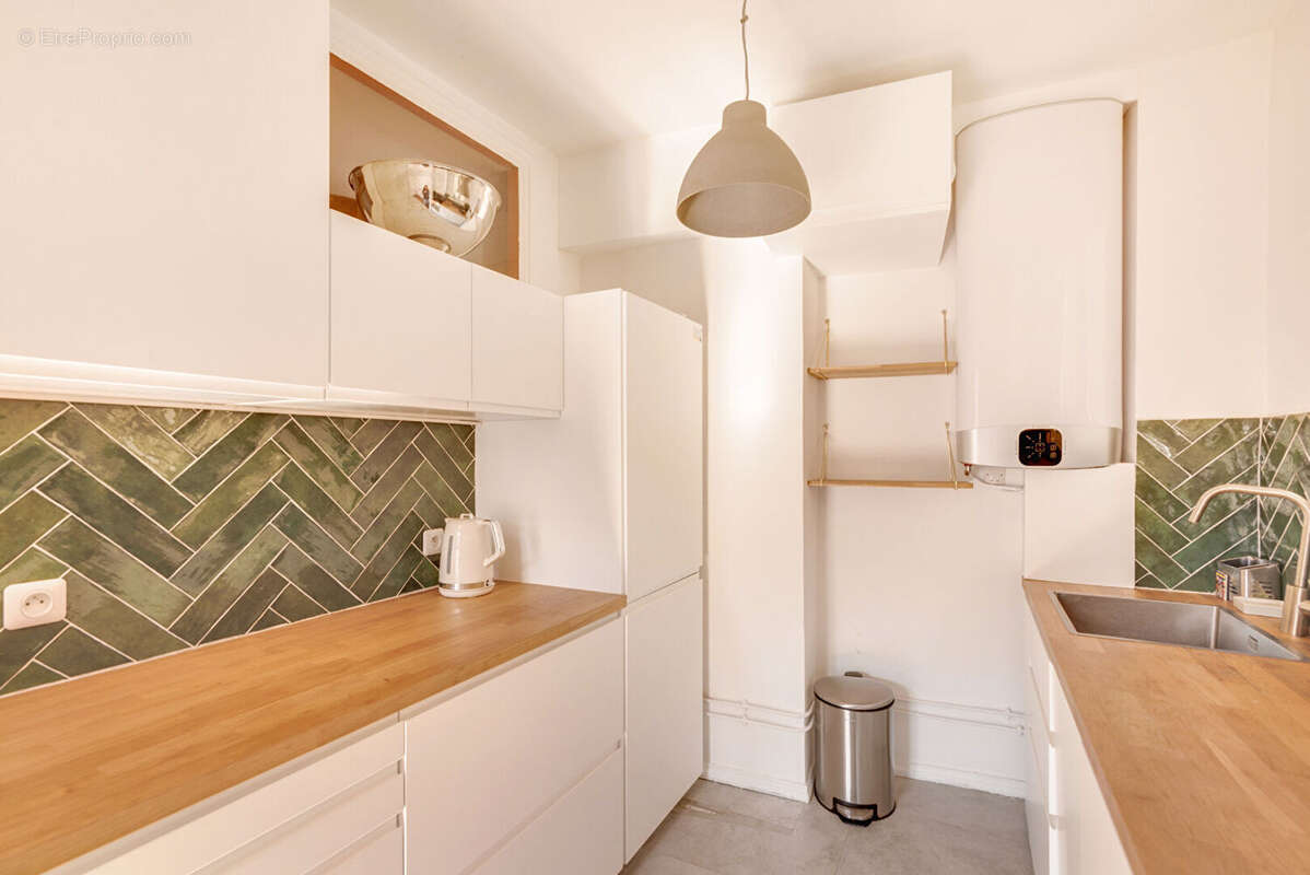 Appartement à PARIS-10E