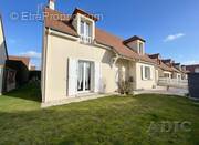 Maison à MOUSSY-LE-NEUF