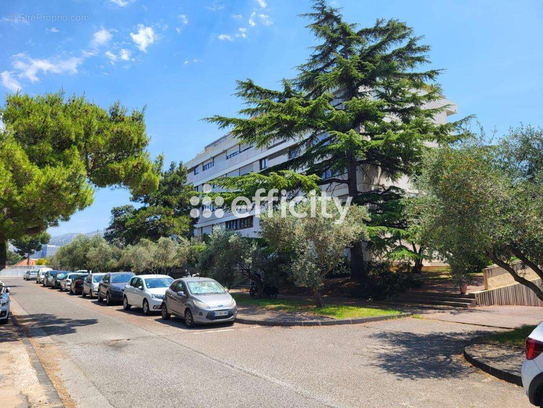 Appartement à MARSEILLE-8E