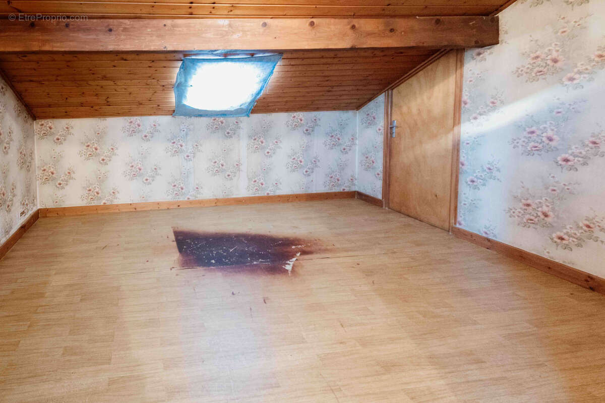 Maison à LA LONGEVILLE