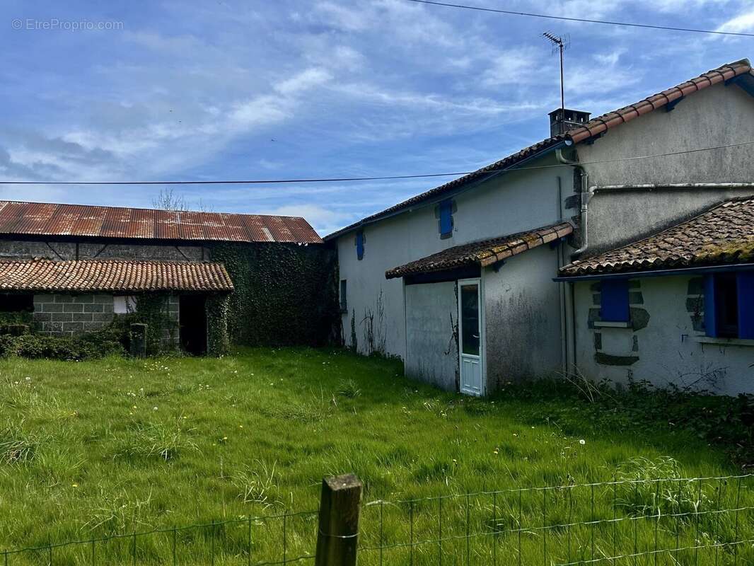 Maison à LAGEON