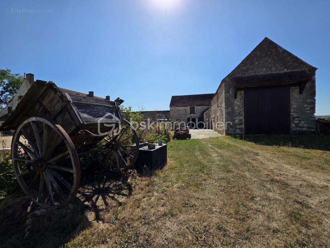 Propriété d'exception de 240m² 8 pièces - photo 26