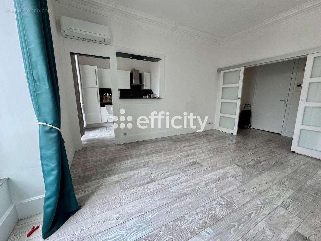 Appartement à VICHY