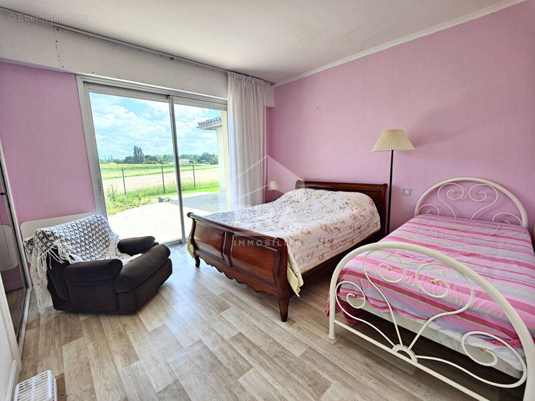 Maison à SAINTE-SEVERE