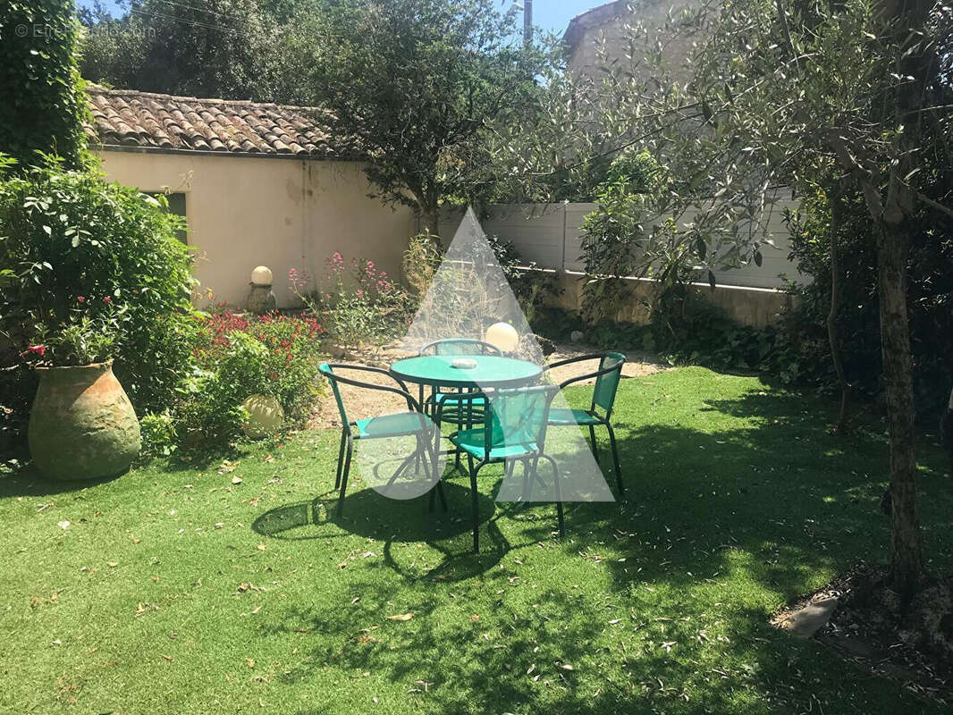 Maison à BUIS-LES-BARONNIES