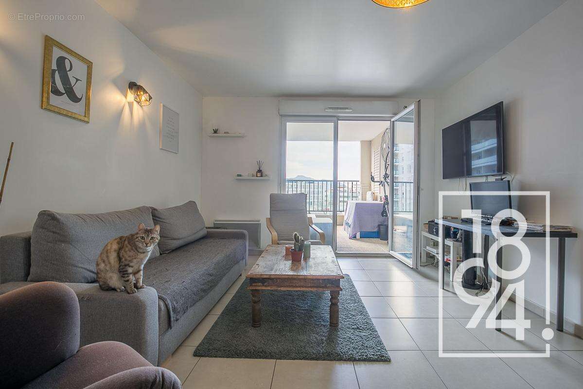 Appartement à MARSEILLE-10E