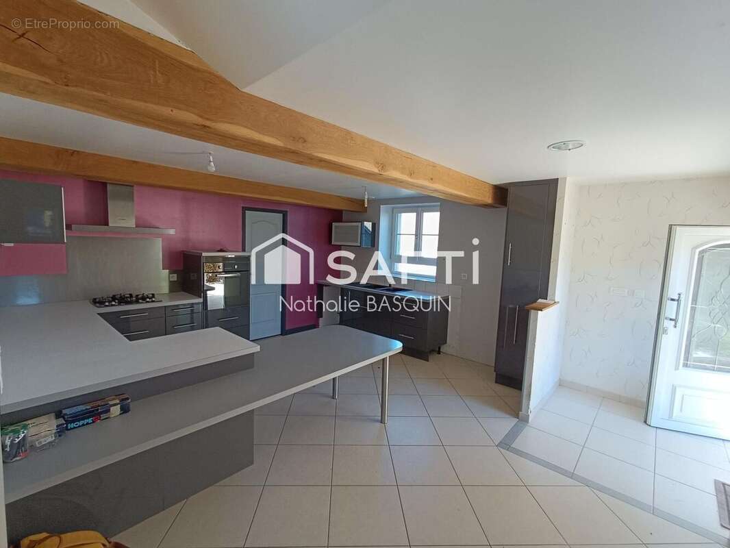 Photo 6 - Maison à JULLY-LES-BUXY