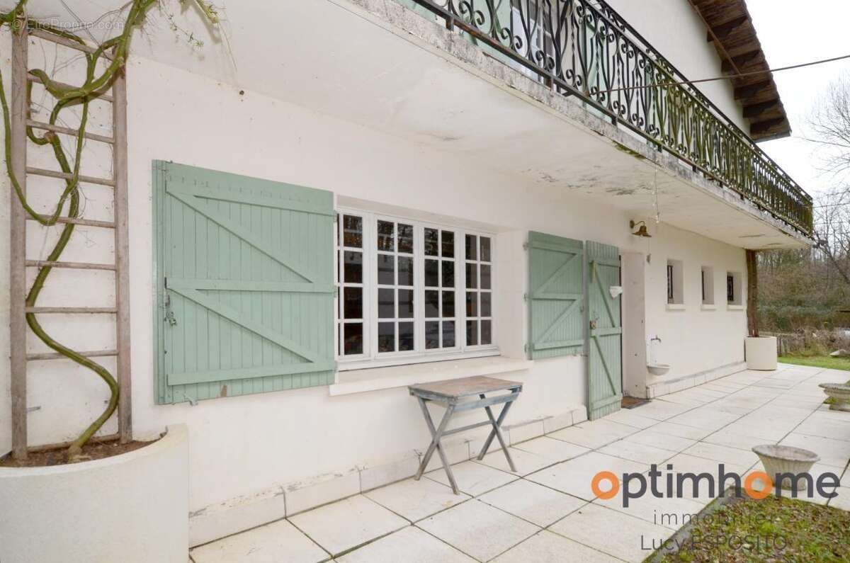 Propriété de 4 chambres au bord de la rivière à vendre - photo 24