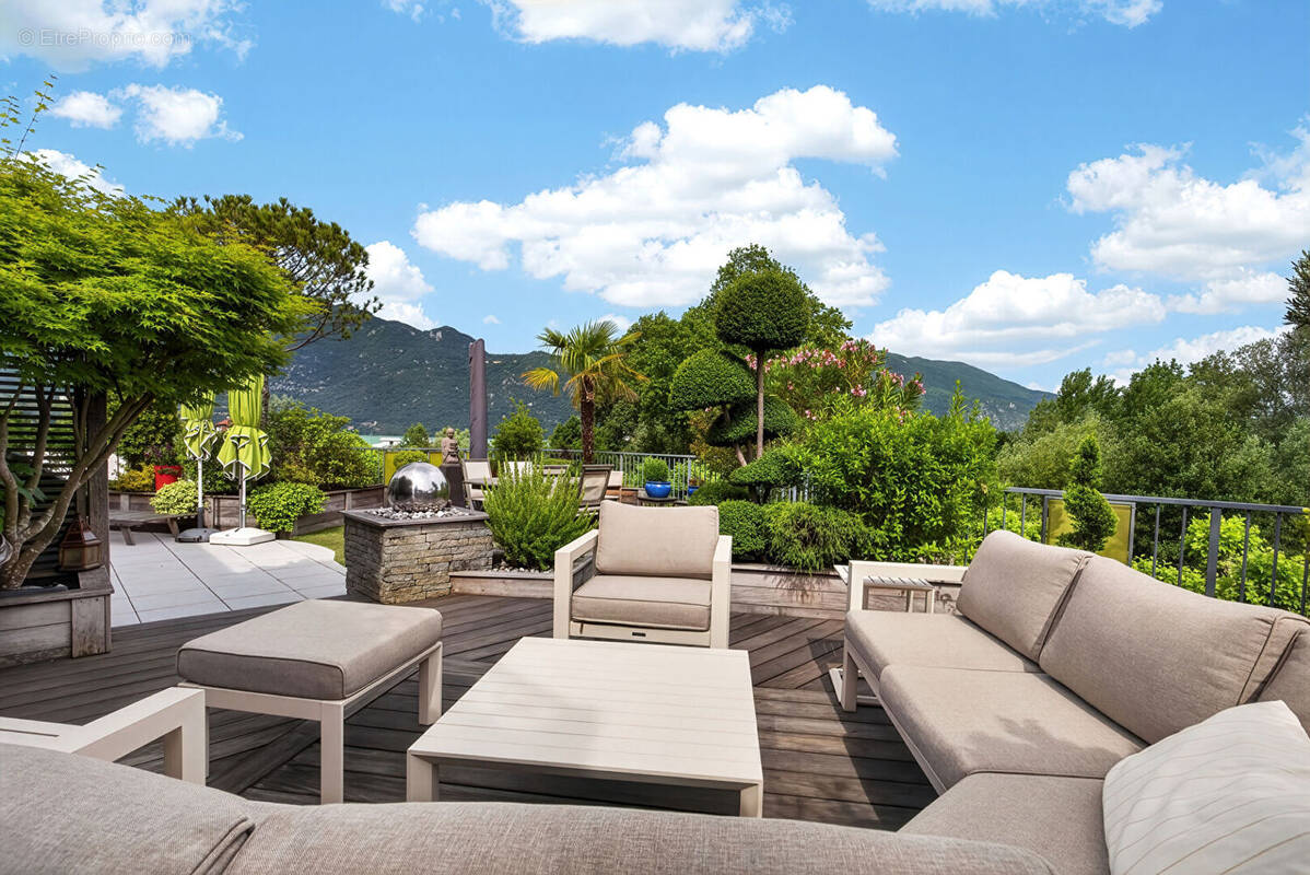 Appartement à AIX-LES-BAINS