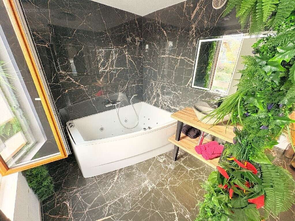 Appartement à SEVRIER