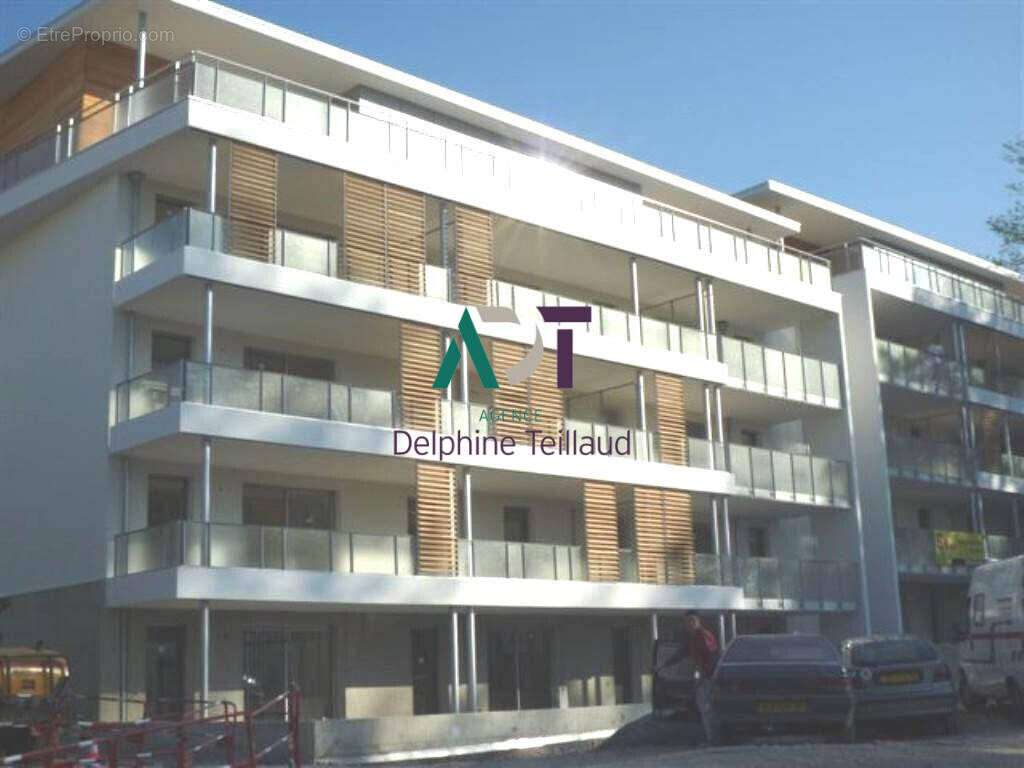 immeuble - Appartement à LA TRONCHE