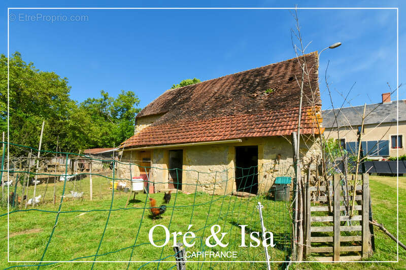 Dpt Cher (18), Loye-Sur-Arnon, Maison 112 m² – Grand terrain, dépendance de 100 m² et garage avec fosse - photo 61
