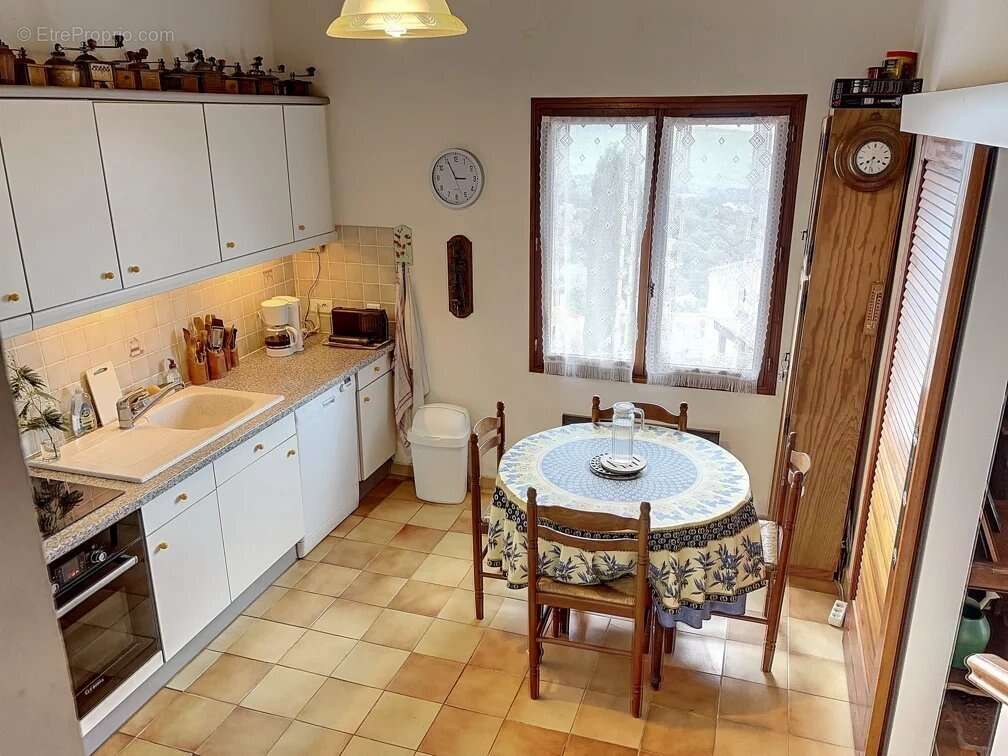 Maison à LA GARDE-FREINET