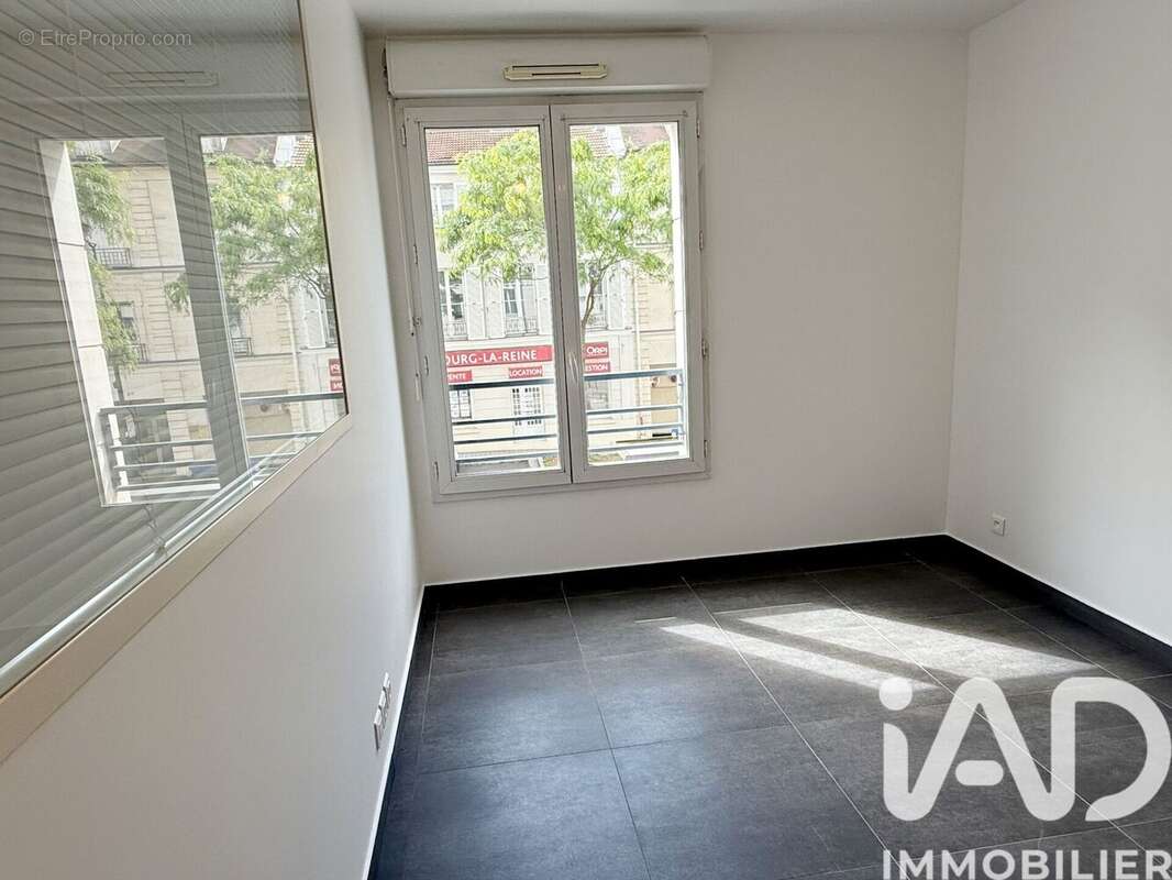 Photo 3 - Appartement à BOURG-LA-REINE