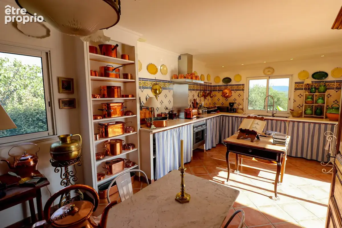 Exclusivite villa traditionnelle tout de plain pied 142m2 avec piscine et vue panoramique - photo 22