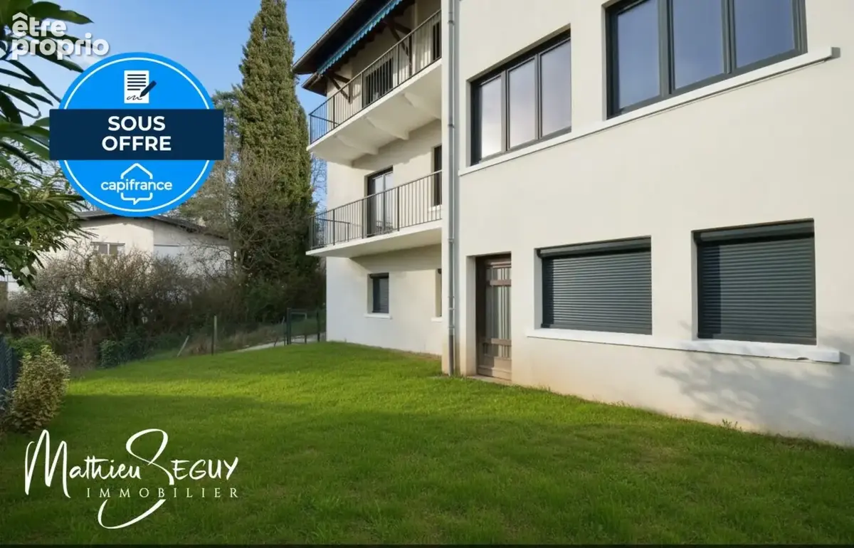 Appartement à CHARBONNIERES-LES-BAINS