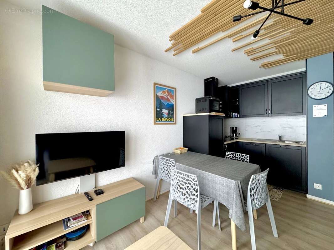 Appartement à AVRIEUX