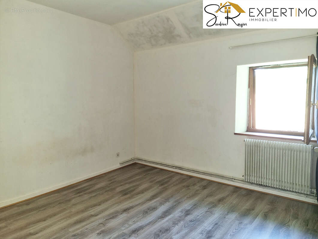 A Servant, Maison de 240 m2 sur parcelle de 2 011m2. - photo 18