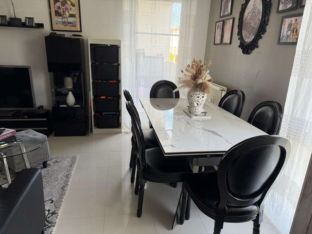 Appartement à SAINT-DENIS