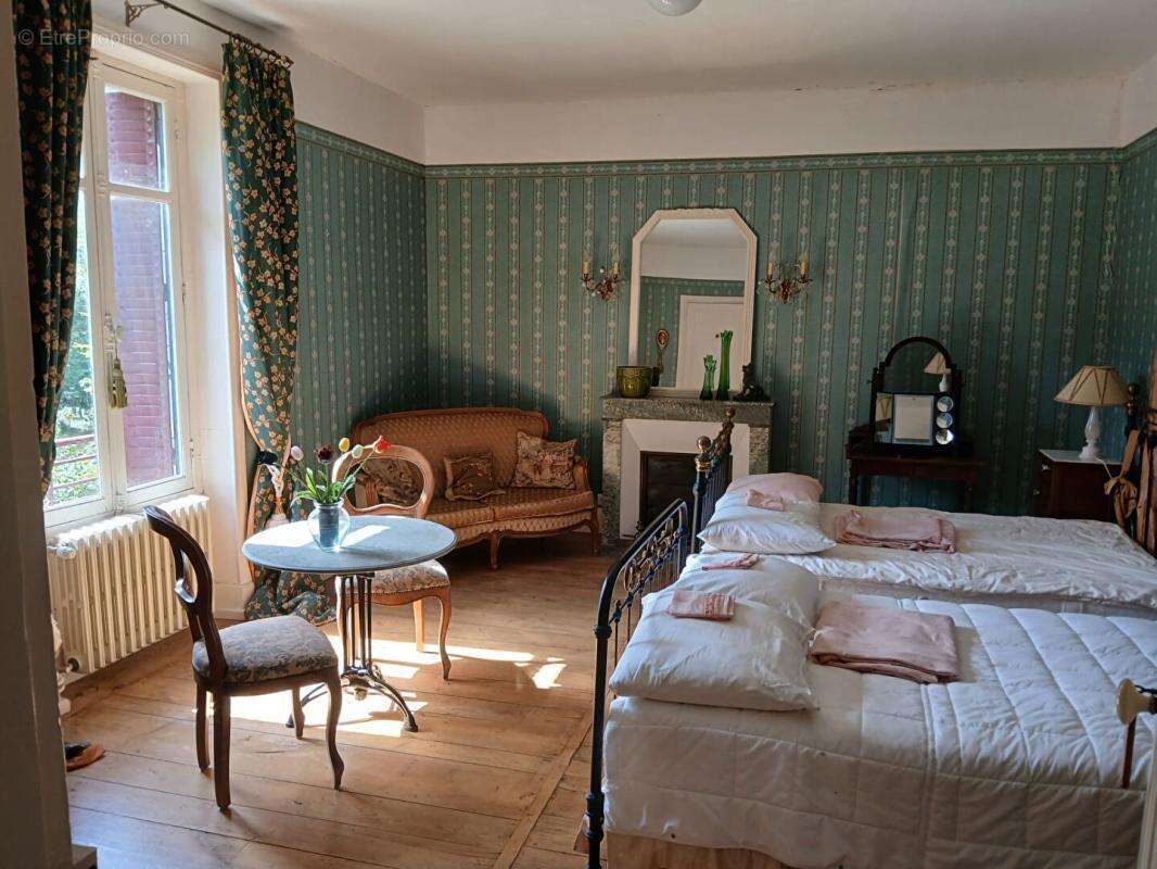 Maison à LA COQUILLE