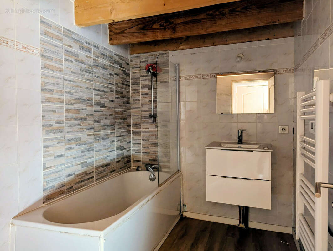 Appartement à BEDARIEUX