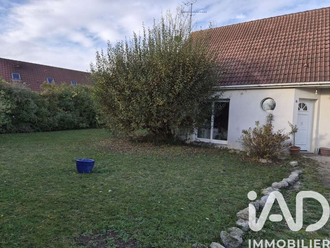 Photo 2 - Maison à VILLERMAIN