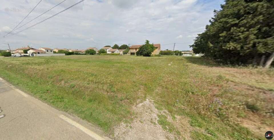 Terrain 450 m² à Montfaucon  - photo 4