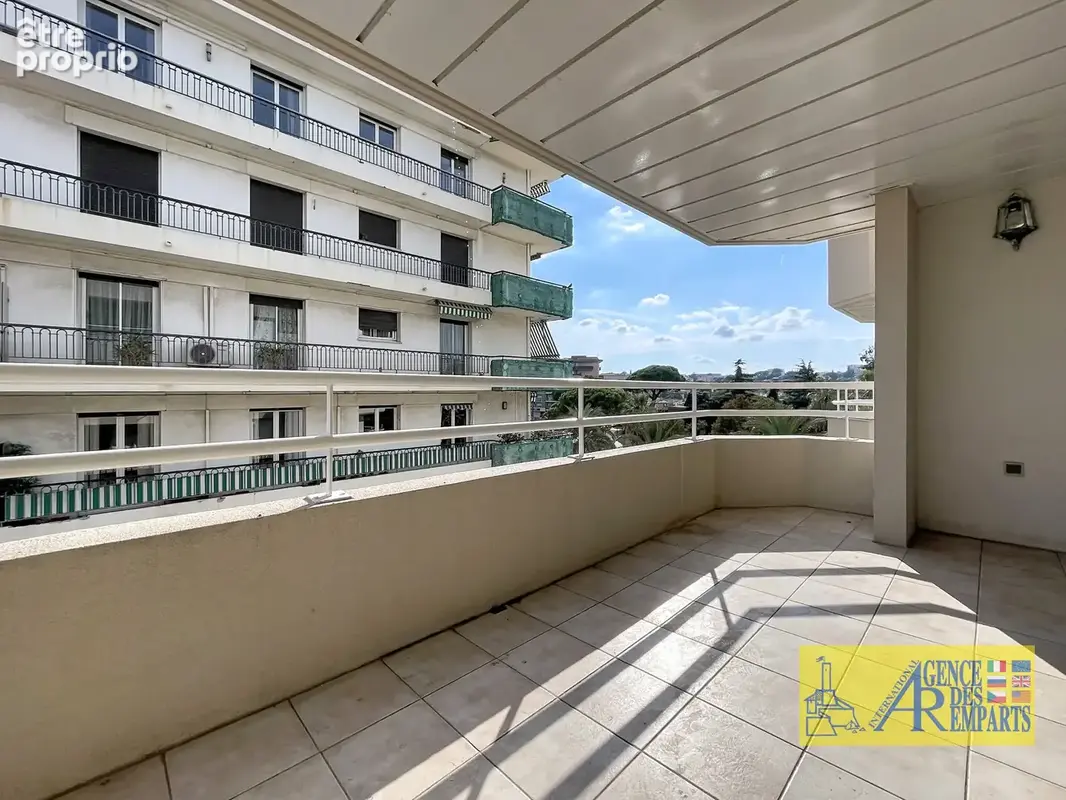 Antibes   Appartement de standing avec deux belles terrasses, proche gare - photo 18