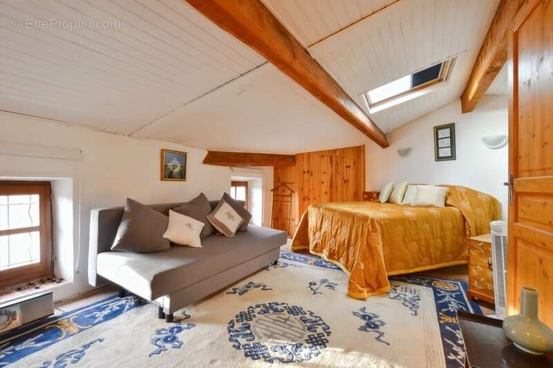 Maison à CAUSSES-ET-VEYRAN