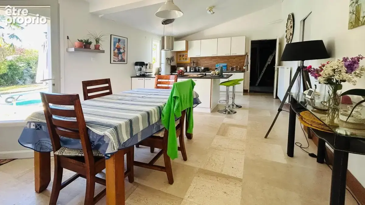 Maison 5 pièces 134 m² à vendre à La Jarrie (17220) - photo 4