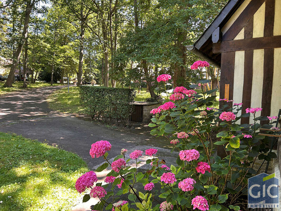 Appartement à TOURGEVILLE
