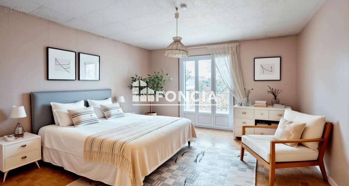 Maison à SARTROUVILLE