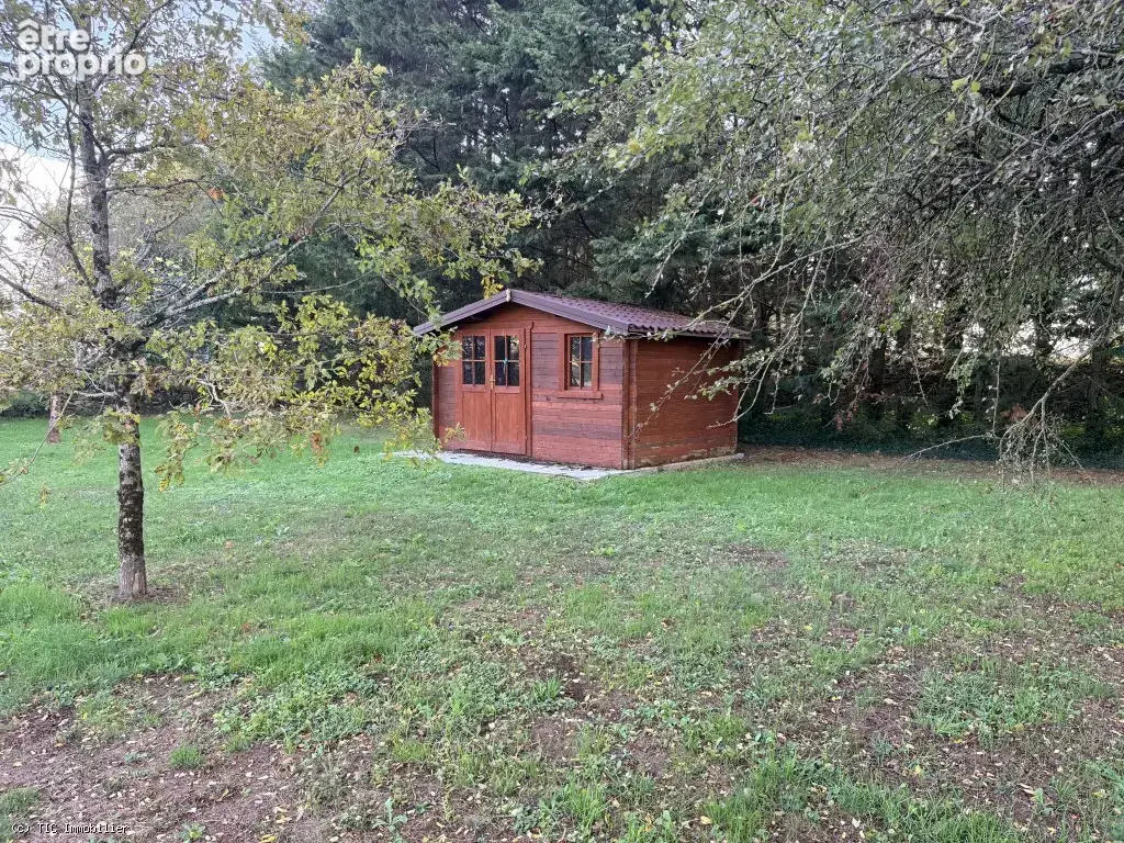 Belle Maison en Pierre avec 4 Chambres et Beau Parc Arboré - photo 34