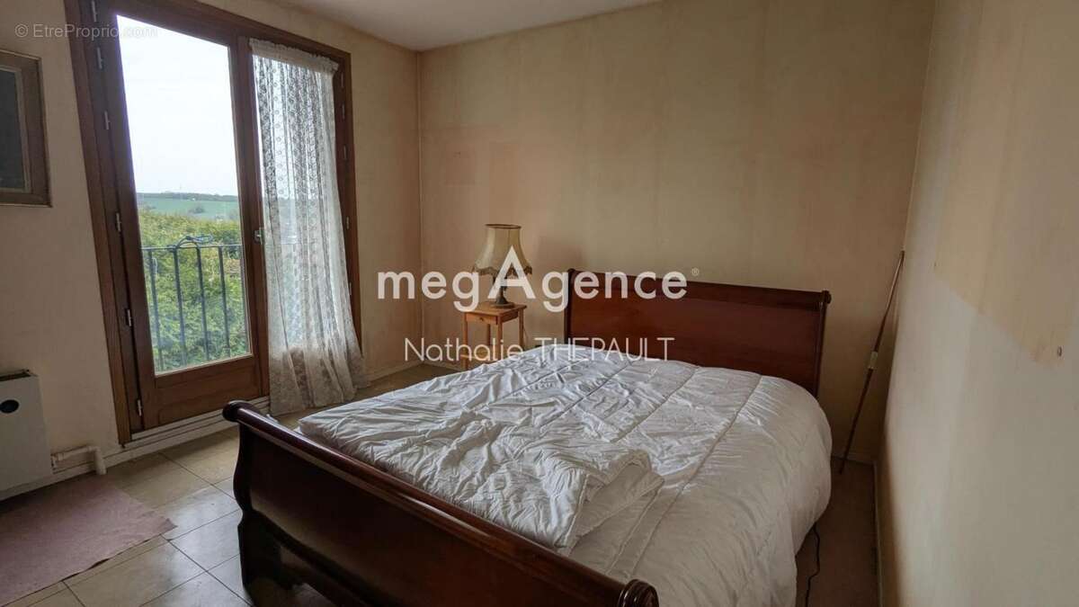 Maison familiale de 104m²située à Mantes la Ville - photo 8