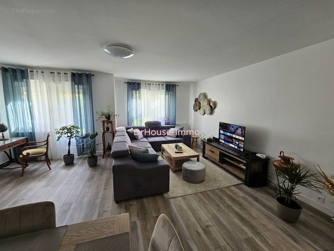 Appartement à SAINT-ANDRE-LES-VERGERS