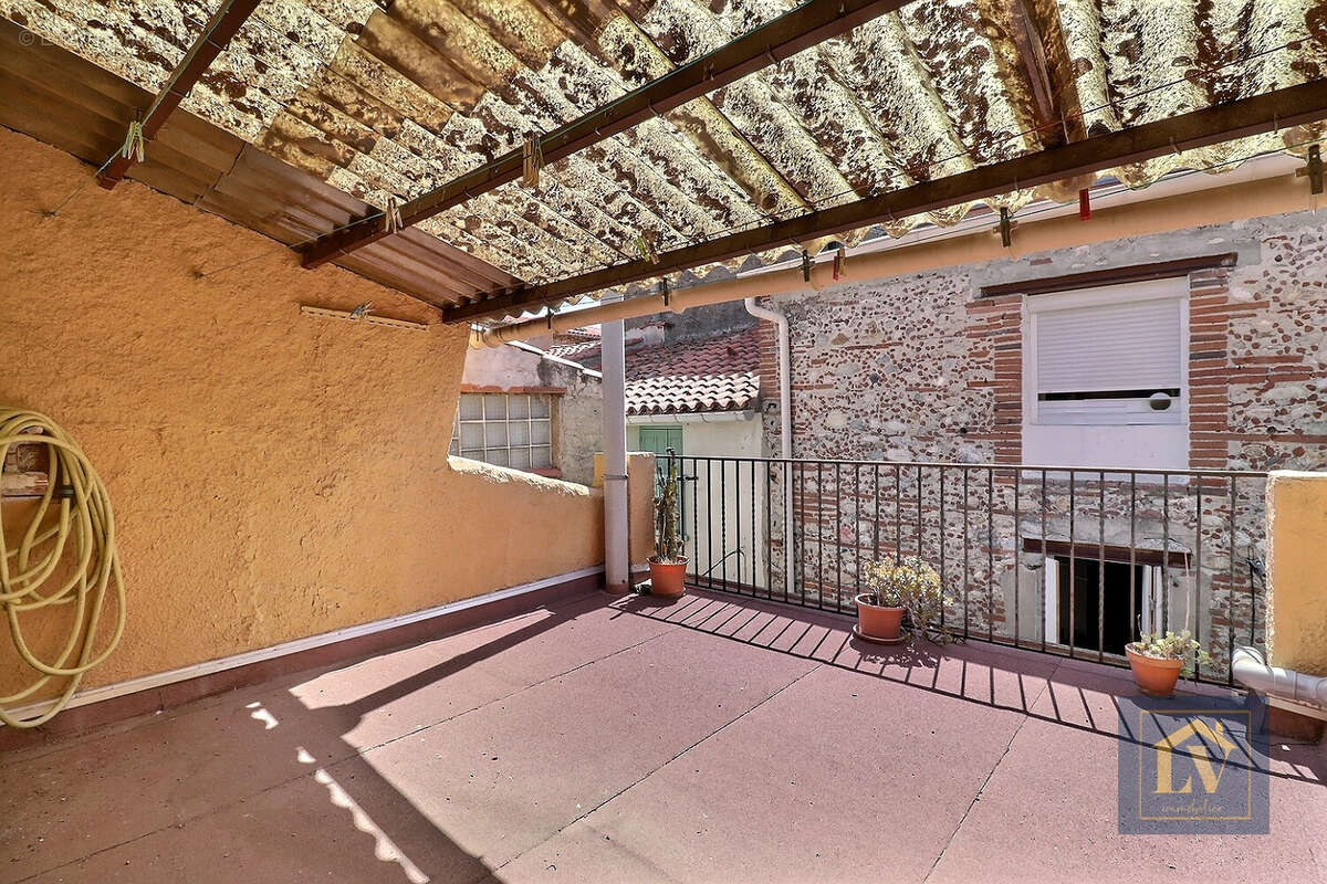 A vendre maison 5 pièces avec garage et terrasse - photo 11