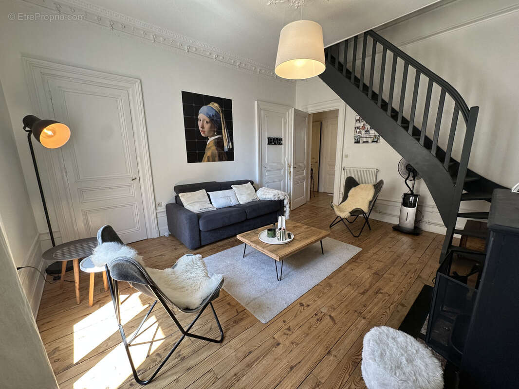 Appartement à SAINT-ETIENNE