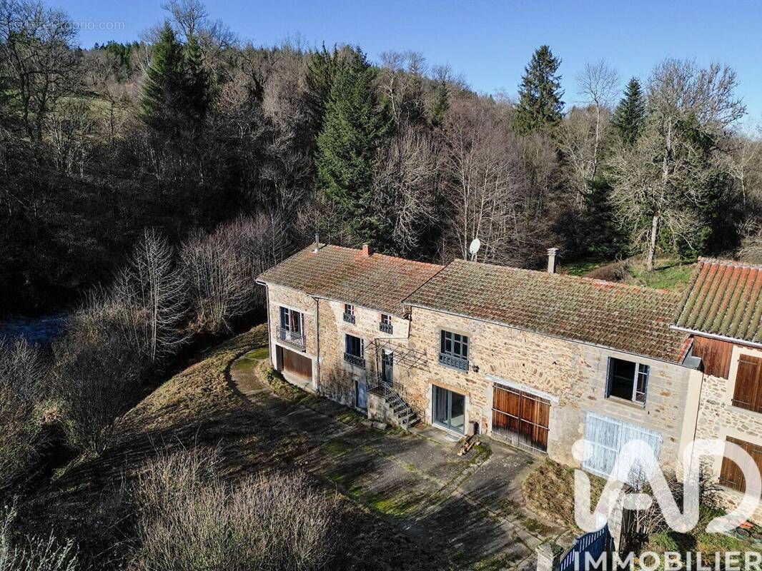 Photo 1 - Maison à VERNET-LA-VARENNE