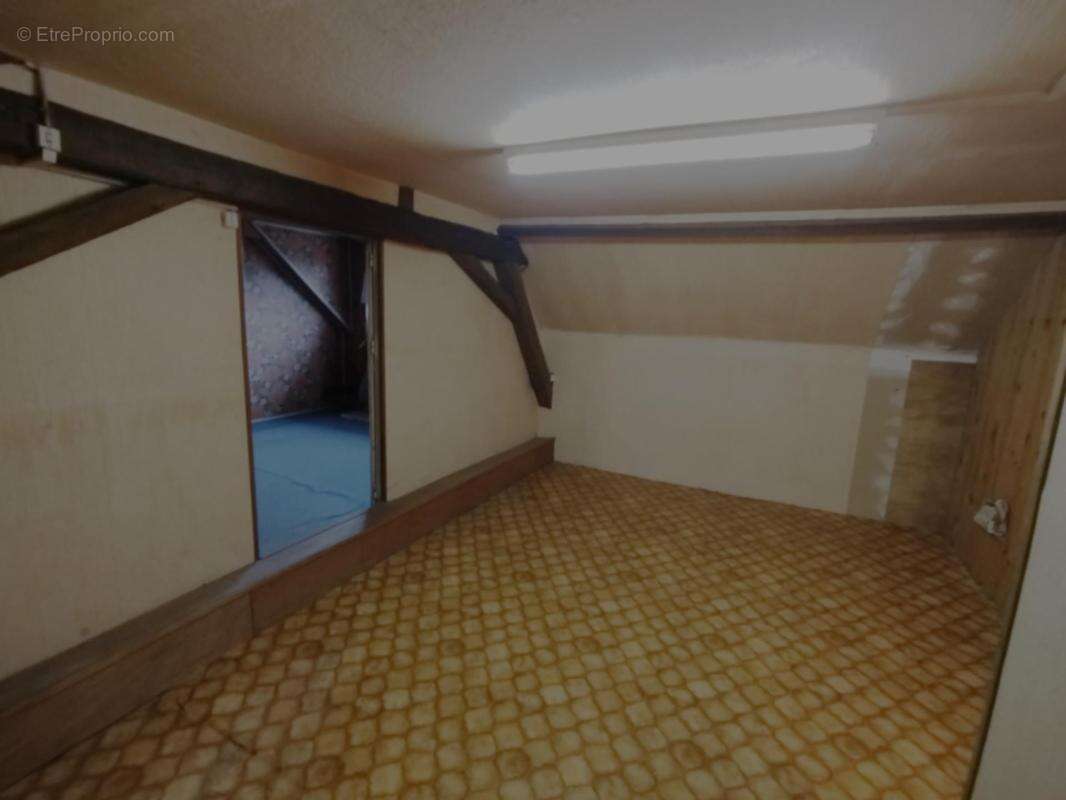 Maison à SOULIGNE-FLACE