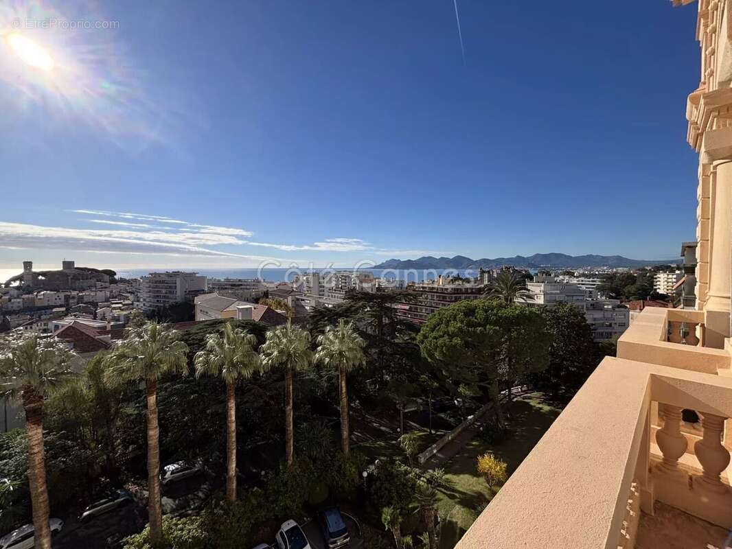 Appartement à CANNES