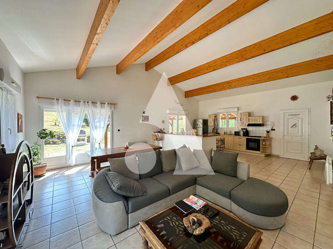 Maison à FRAYSSINET