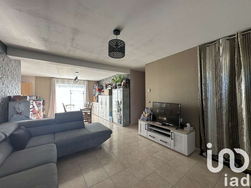 Photo 4 - Maison à MARRAY