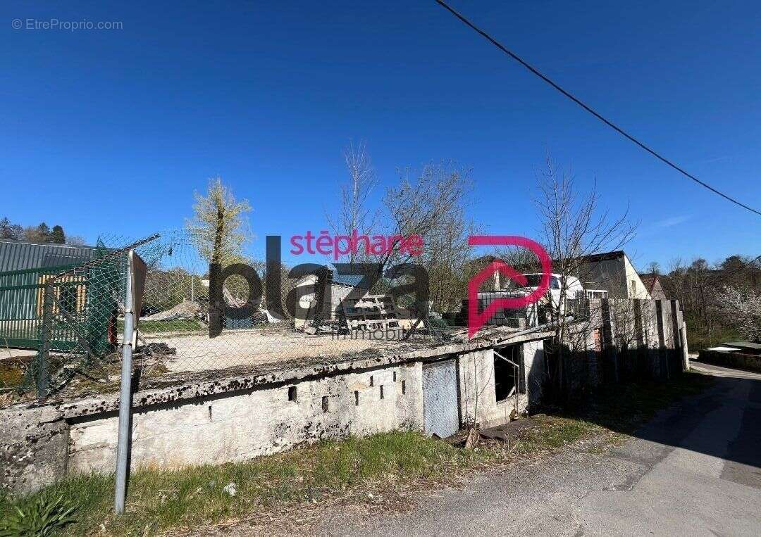 Terrain à CHAMPAGNOLE